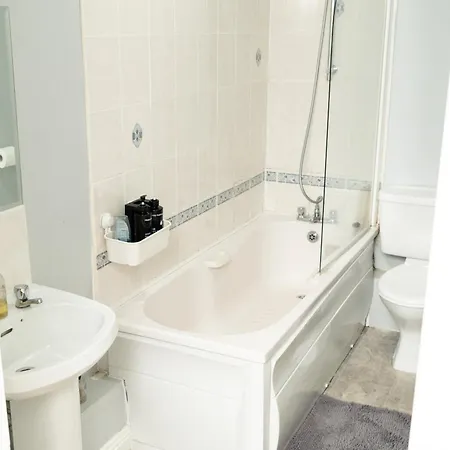 Spacious Centre - O'connell Street Area Apartment
