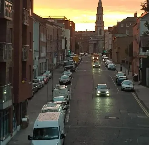 Spacious Centre - O'connell Street Area